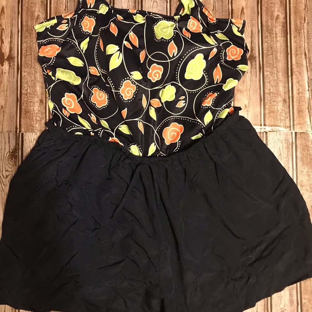 Swimming suit